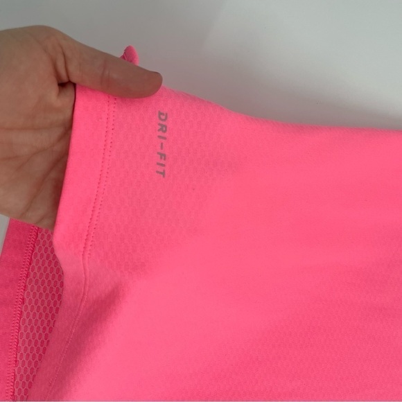 Nike Women’s Golf Polo Sleeveless Pink 1/4 Zip Dryfit Tennis Golf Polo Small - Picture 8 of 12
